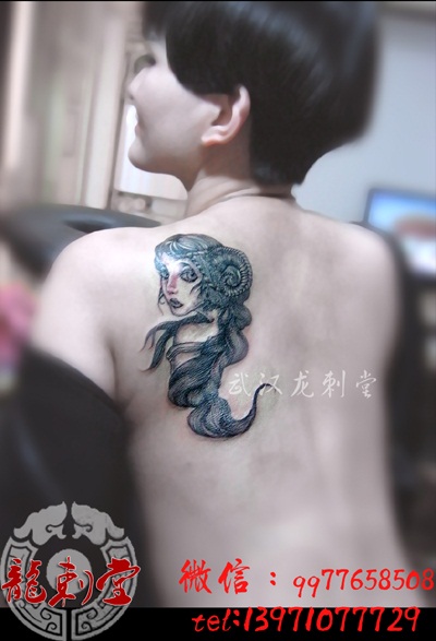 л���������Ƶĺ���Ů��