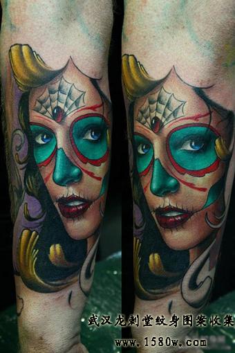 ����װ��Ů����ͼ��